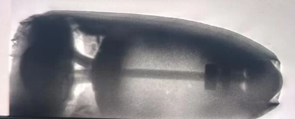 ברק עשן בריטי 75 מ"מ עם כדור פירוטכני